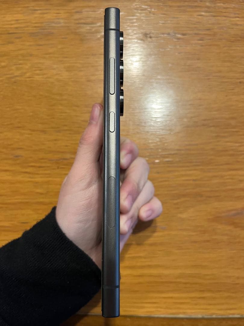 【美品】Galaxy S24Ultra 512GB 国内版 チタニウムグレー