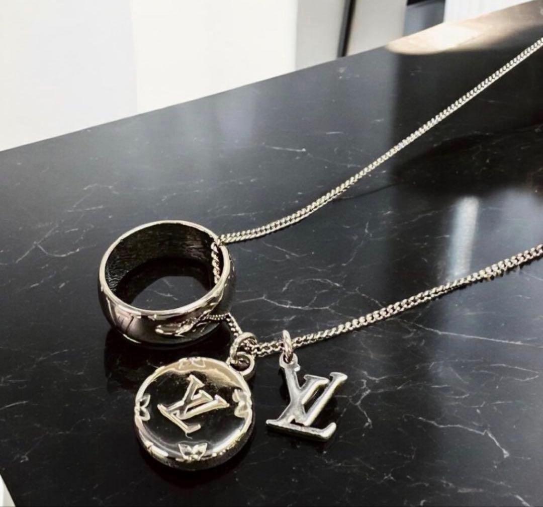 Louis Vuitton リング　モノグラム　ネックレス　販売終了品　希少