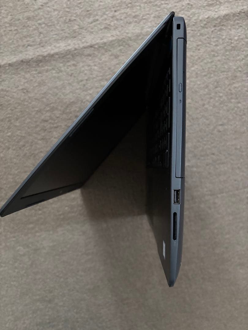 DELL Inspiron 15 5000 HDD・SSD無し