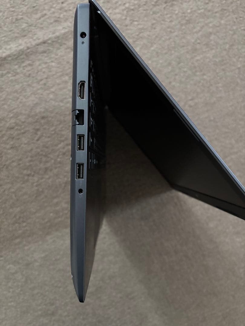 DELL Inspiron 15 5000 HDD・SSD無し