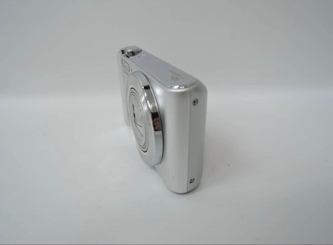 CASIO EXILIM コンパクトデジタルカメラ シルバー