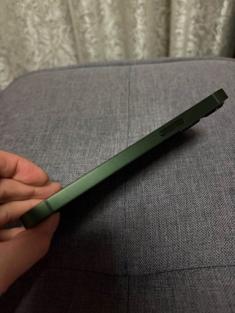 Apple iPhone 13 128GB SIMフリー (グリーン) 美品