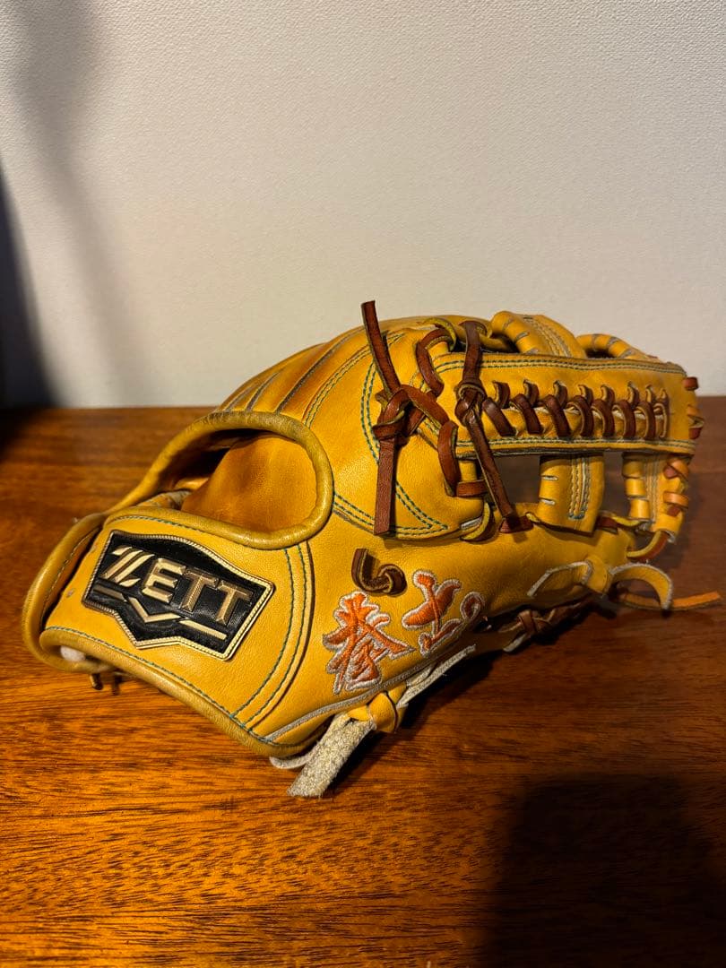 杉谷　グローブ