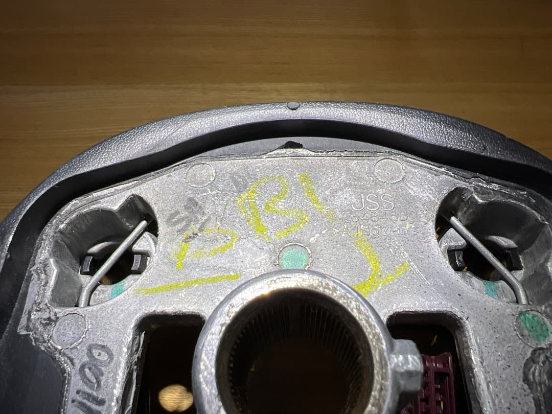 テスラ ヨークステアリング　ハンドル　TESLA TBR モデル3 モデルY