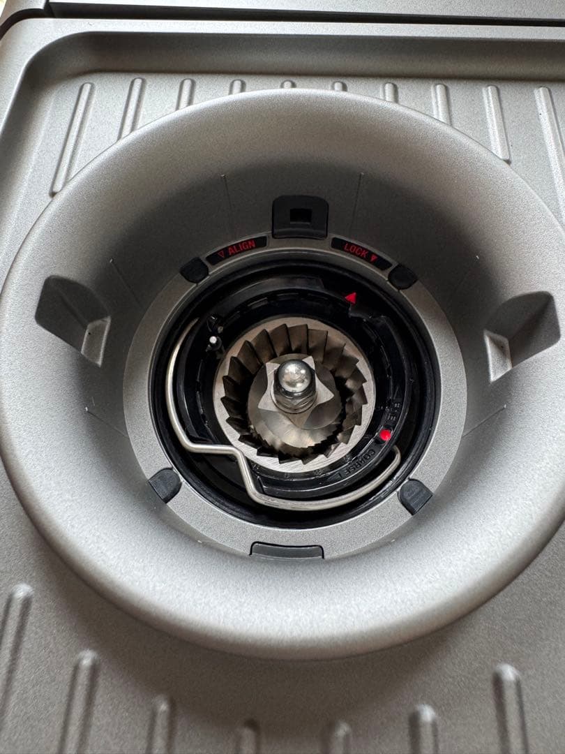 美品 breville BES876 エスプレッソマシン日本100v使用可