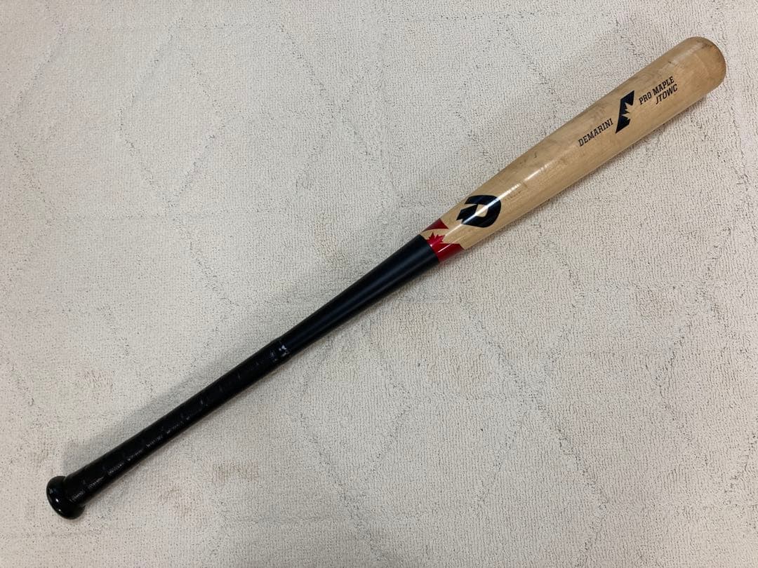 コンポジットバット　ディマリニ　硬式　84cm900g