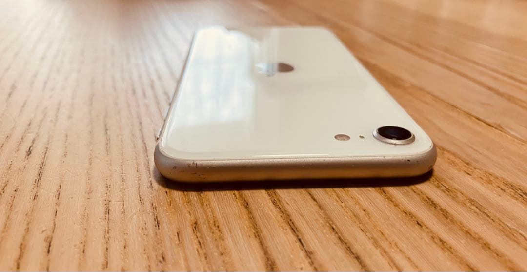 iPhone SE 第2世代 64GB ホワイト SIMフリー 動作品