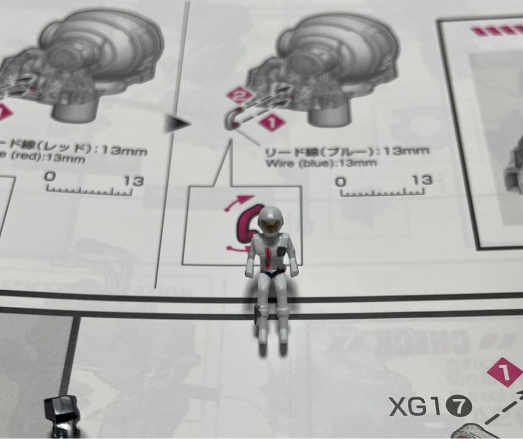 PG UNLEASHED 1/60 νガンダム　全塗装　完成品　LED組込