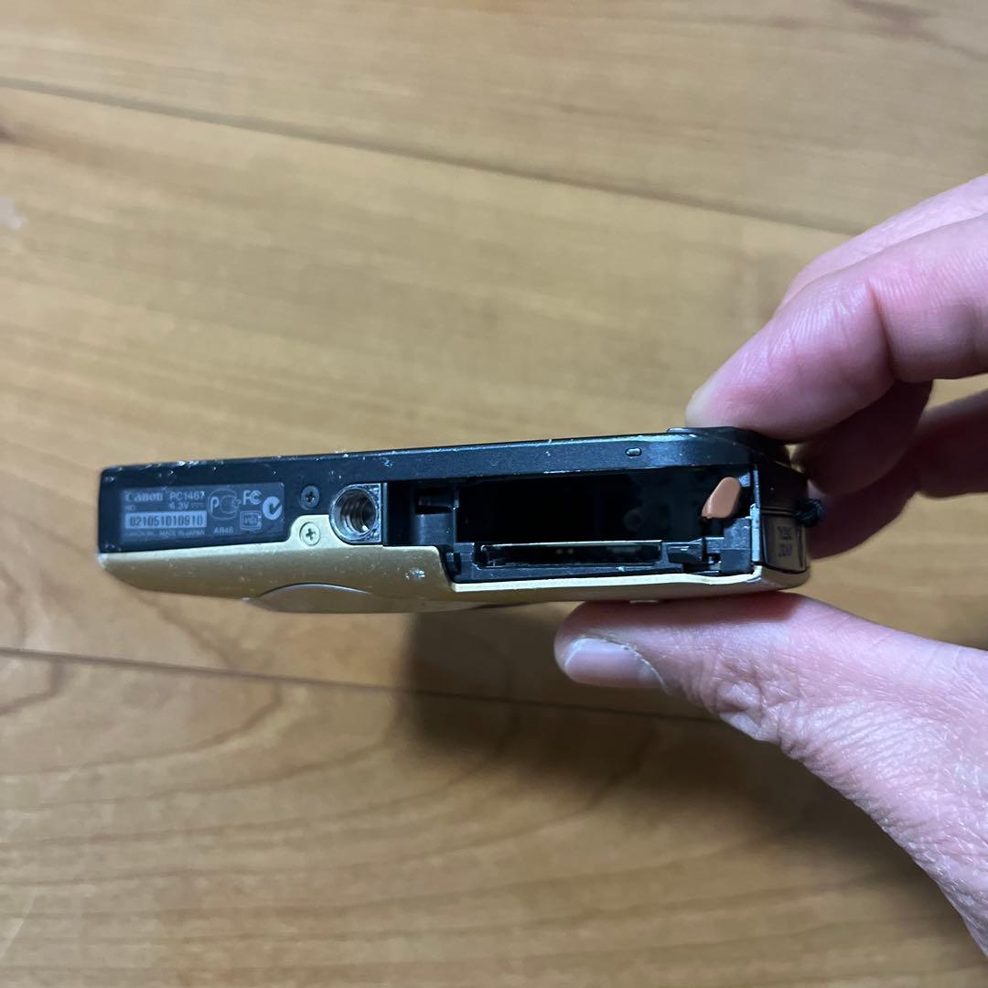 Canon IXY10S ゴールド本体のみ 状態悪い ジャンク品