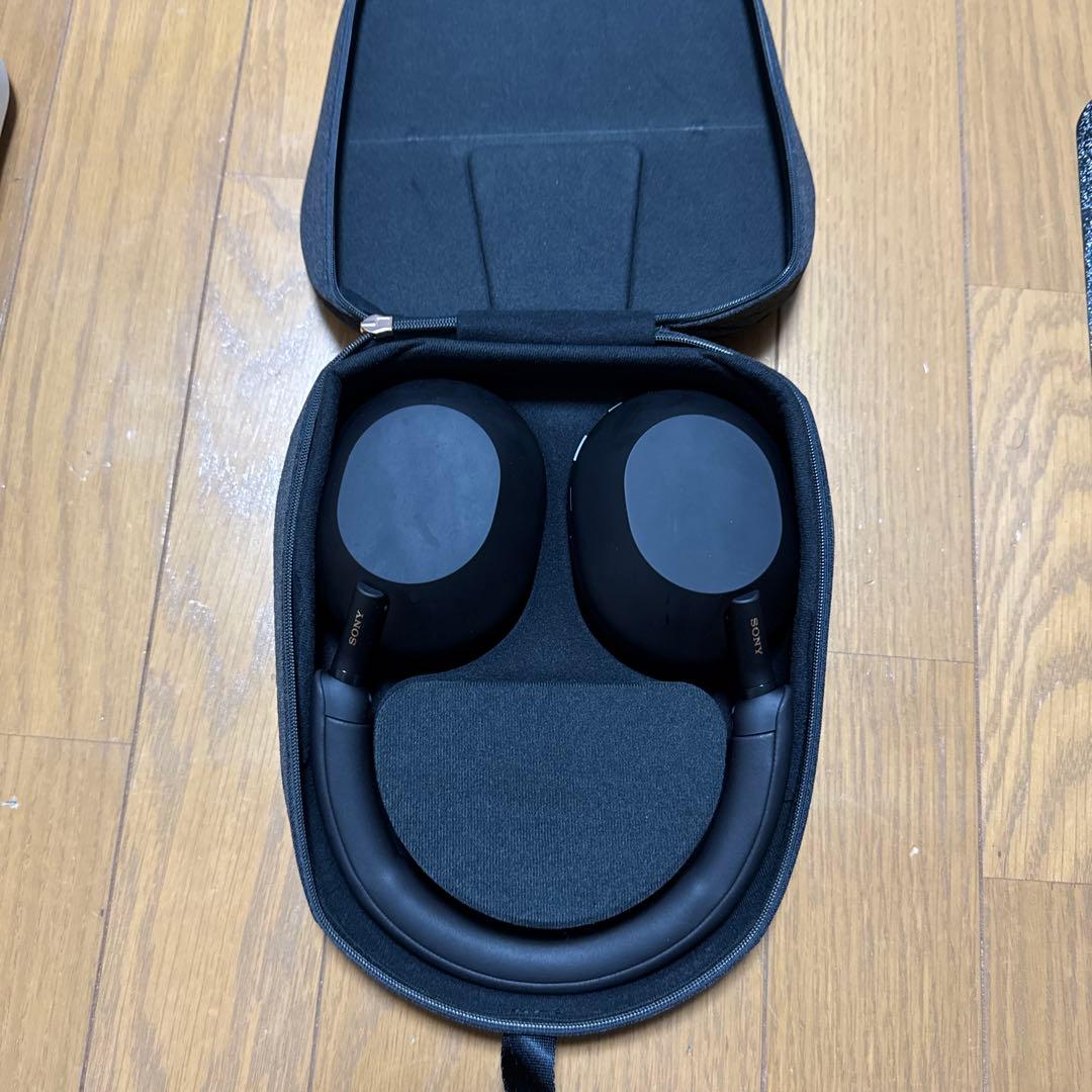 【ジャンク品】WH-1000XM5 電源付きません