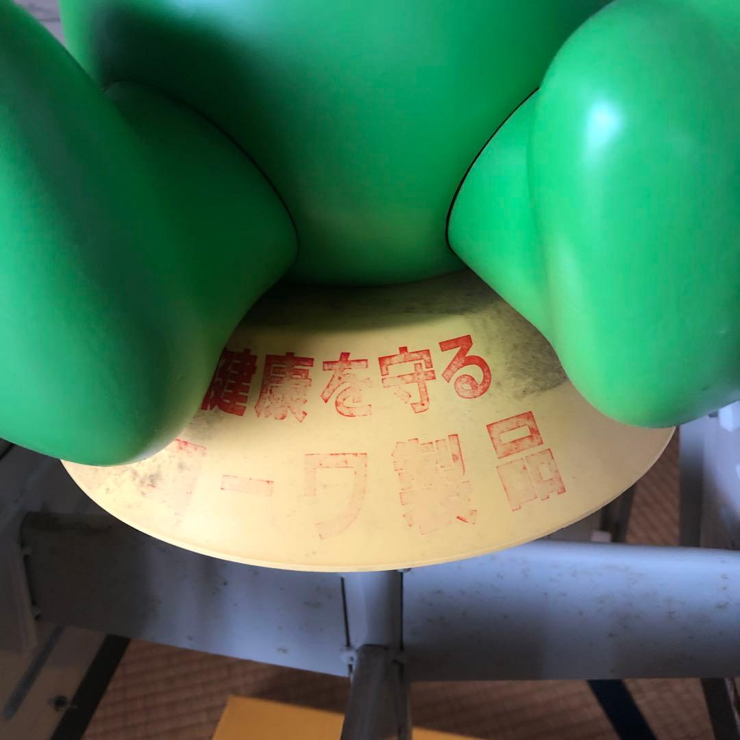 コルゲンコーワケロちゃん看板