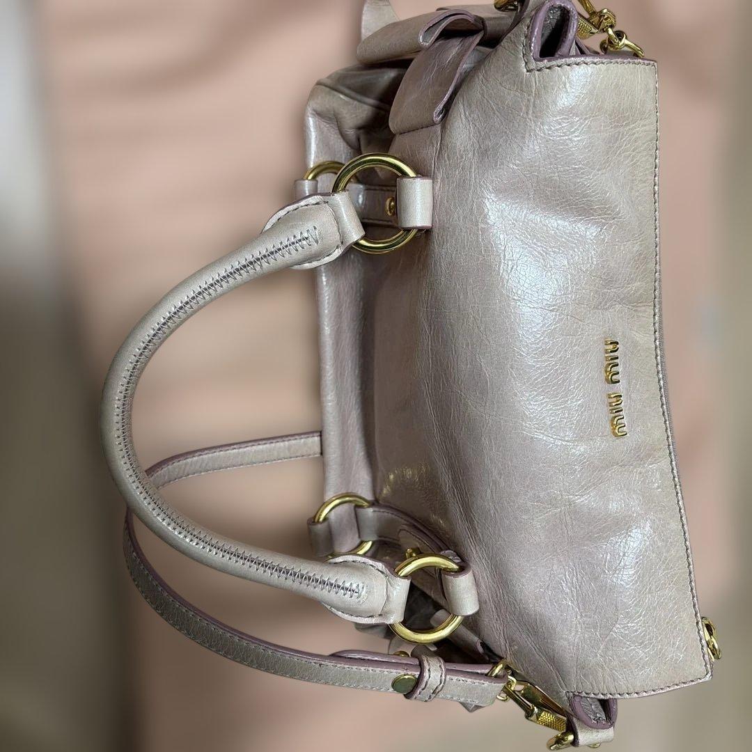 MIU MIU ライトピンク レザー ハンドバッグ