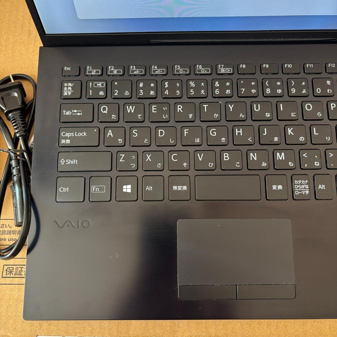 VAIO SX14 Core i5 256GB 14型Office付属Win11