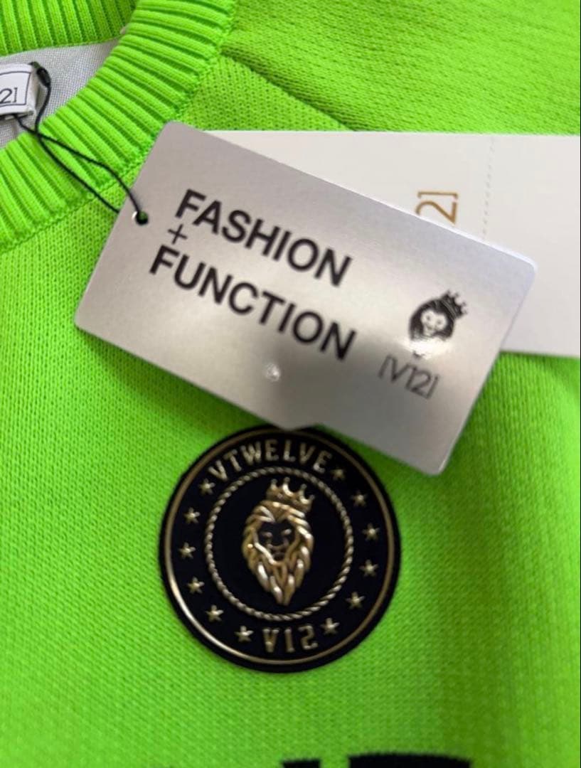 V12 V TWELVE防風ストレッチ裏地付きニット セーター 試着のみ XL