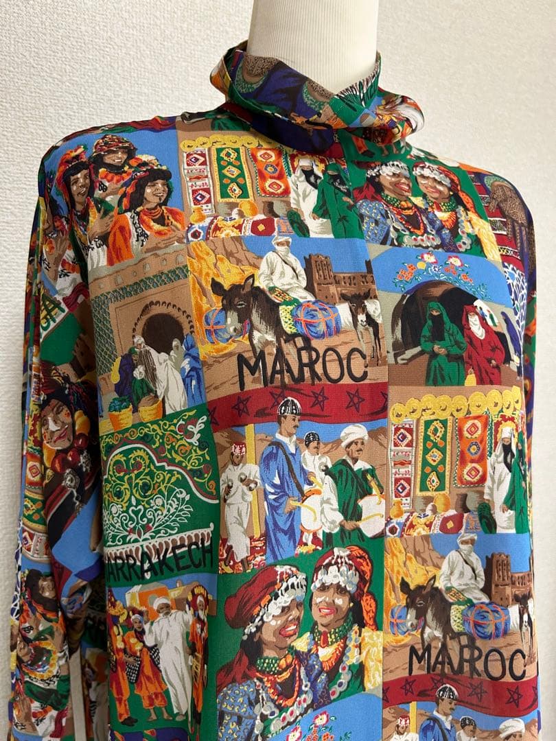 TOKUKO1er VOLサイズ9ワールド柄トップス♭7036