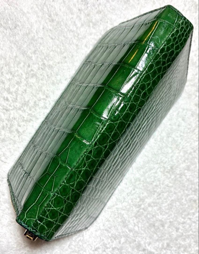 クロコダイルレザー グリーン長財布