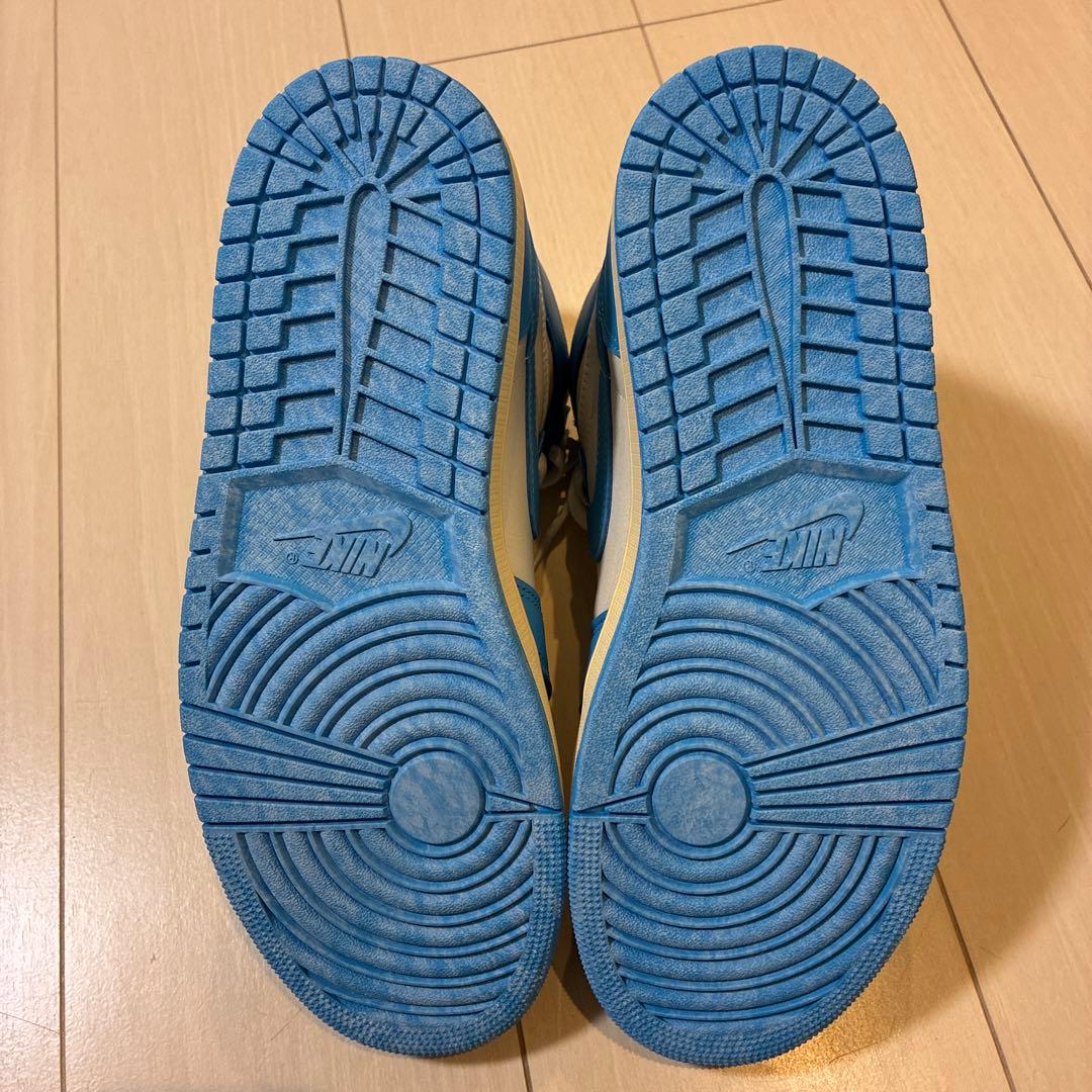 靴 Nike Air Jordan 1 High UNC Reimagined