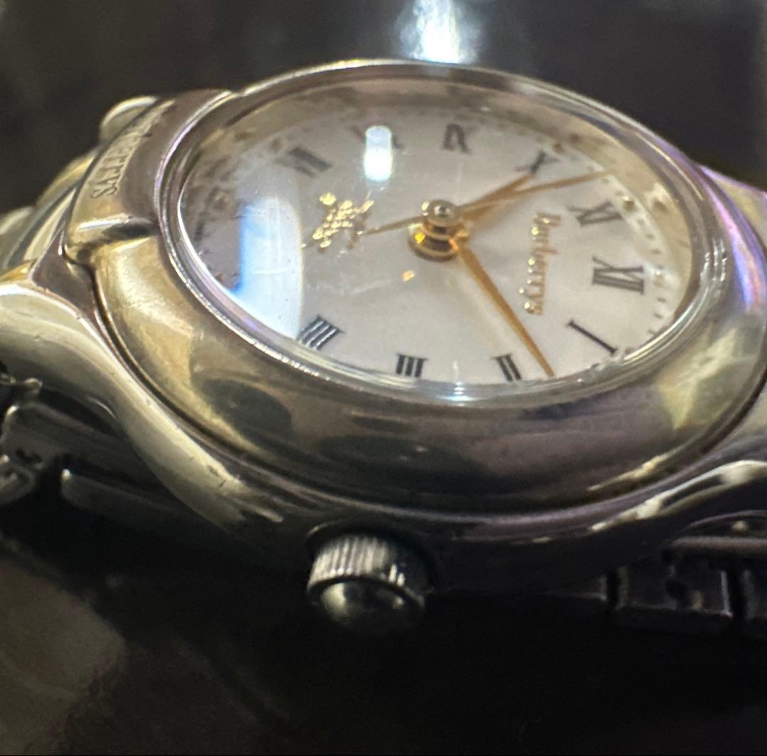 Burberrysバーバリー　レディース腕時計 ホワイト文字盤 QZ予備コマ有り