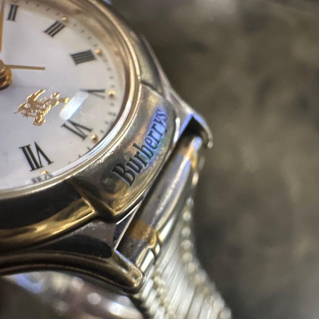 Burberrysバーバリー　レディース腕時計 ホワイト文字盤 QZ予備コマ有り