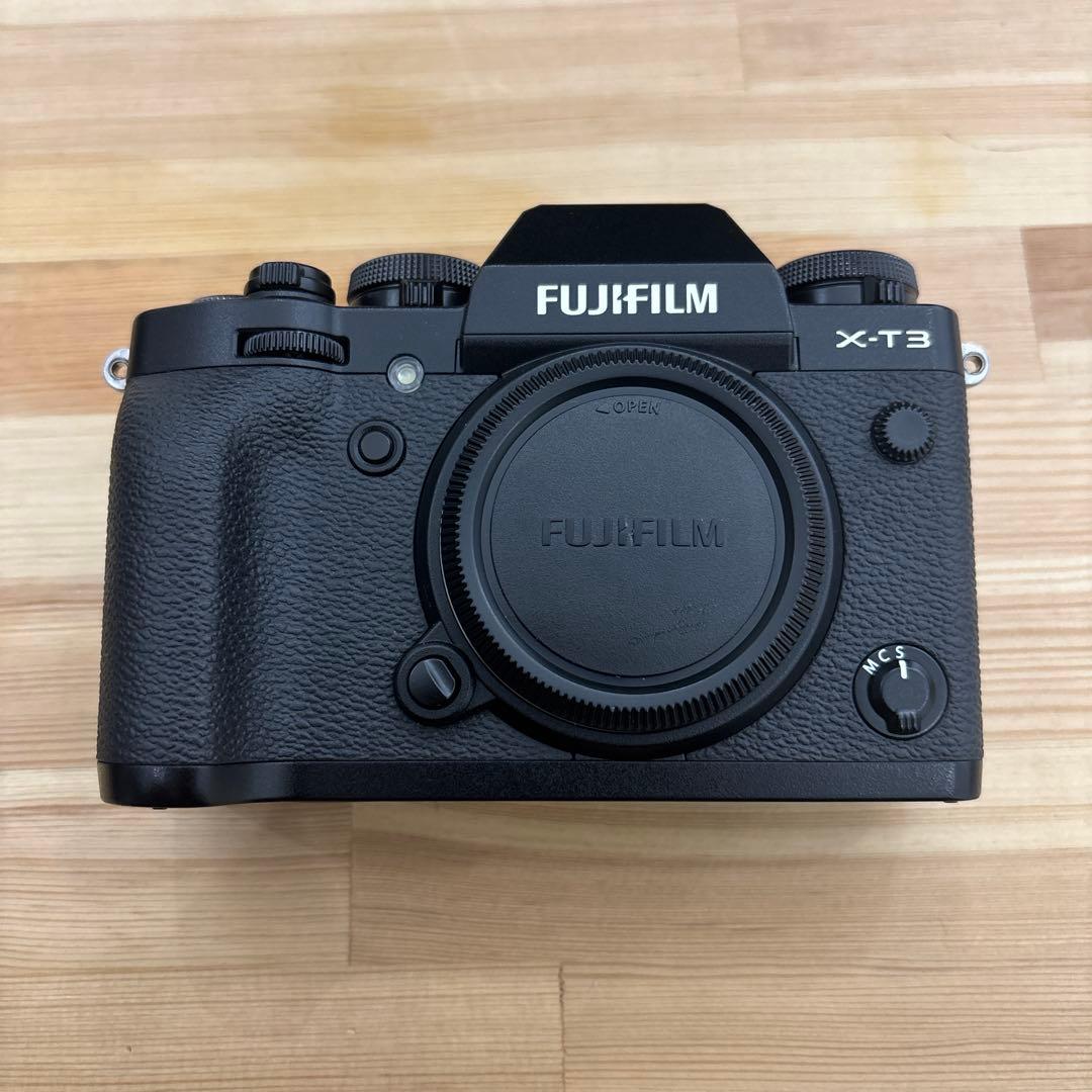 山田　FUJIFILM X-T3 ミラーレスカメラ