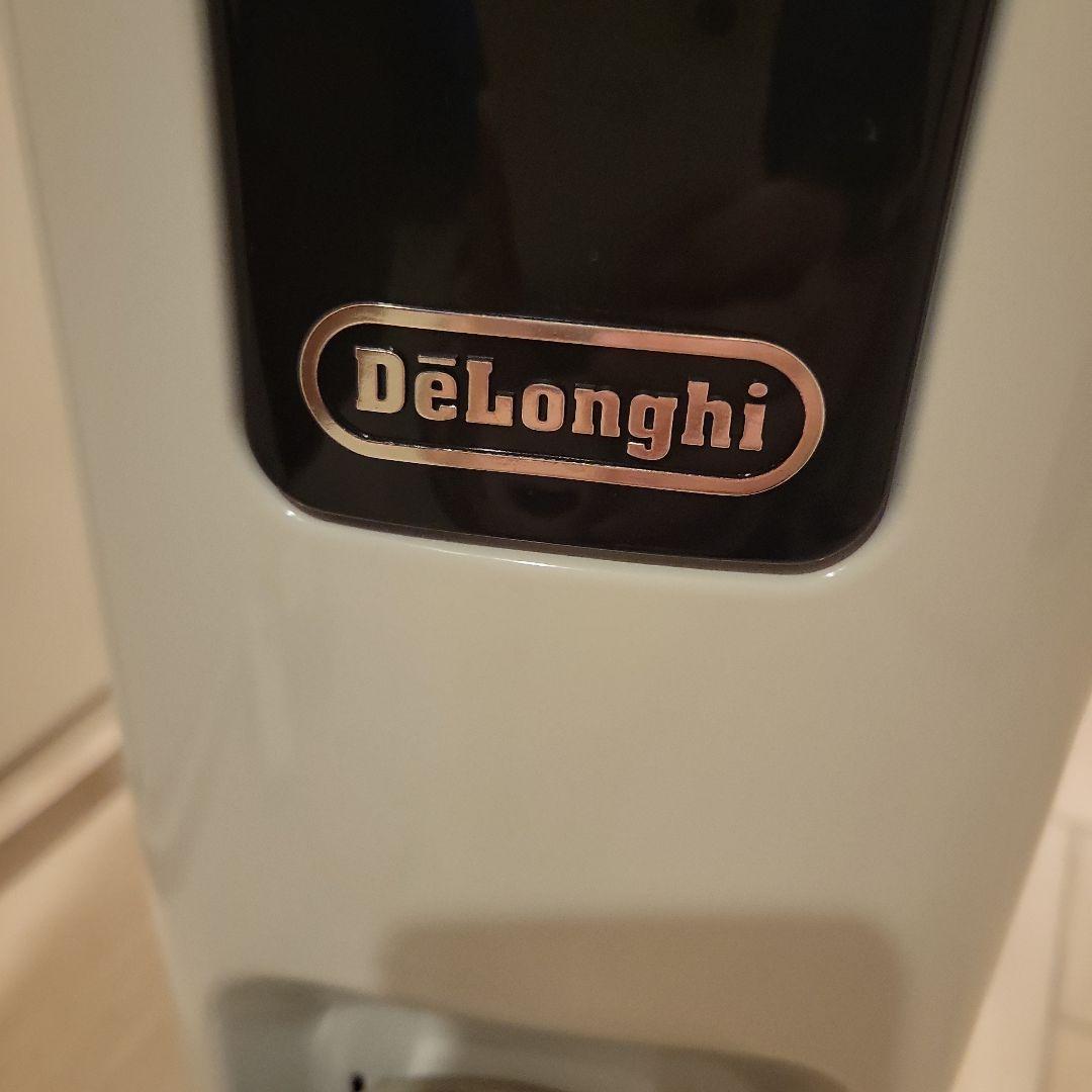 DēLonghiデロンギ　オイルヒーター　油入式