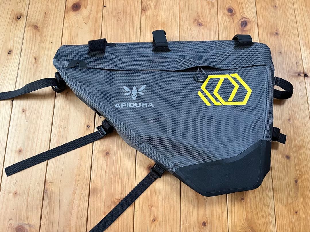 APIDURA アピデュラ　エクスペディション　フルフレームバック　7.5L