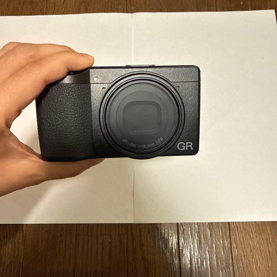 【美品】RICOH GR III コンパクトデジタルカメラ