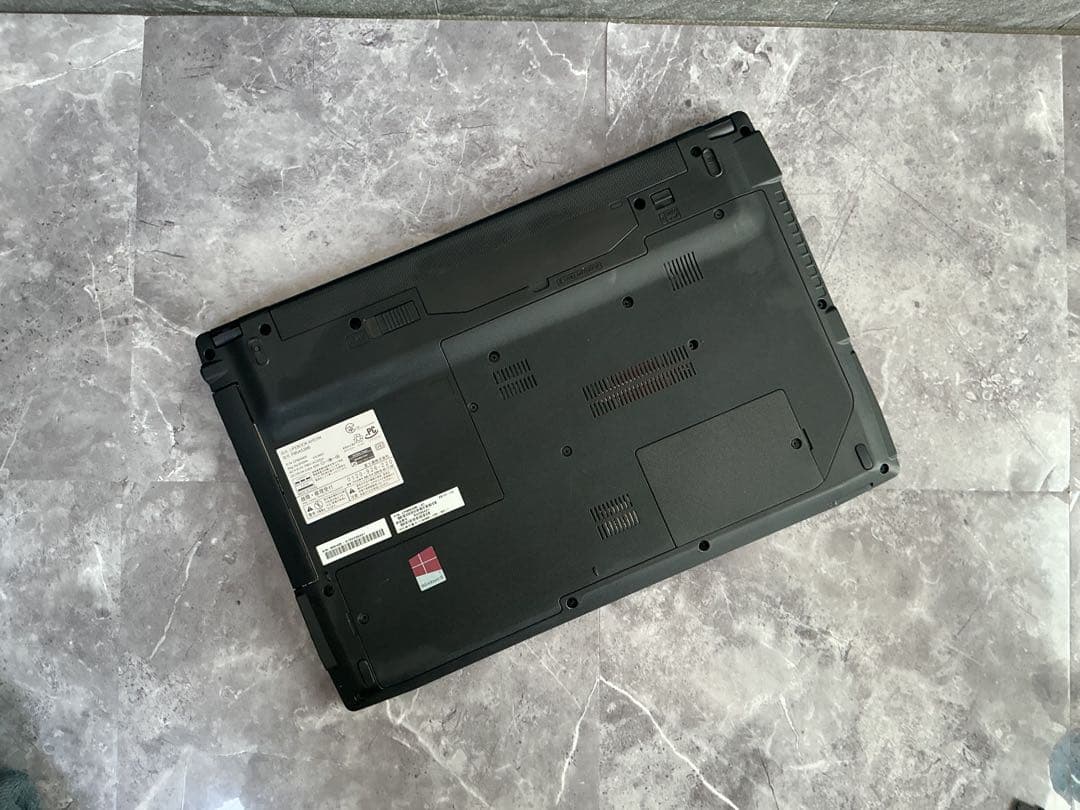 FUJITSU corei7 新品SSD480 新品メモリ16 office