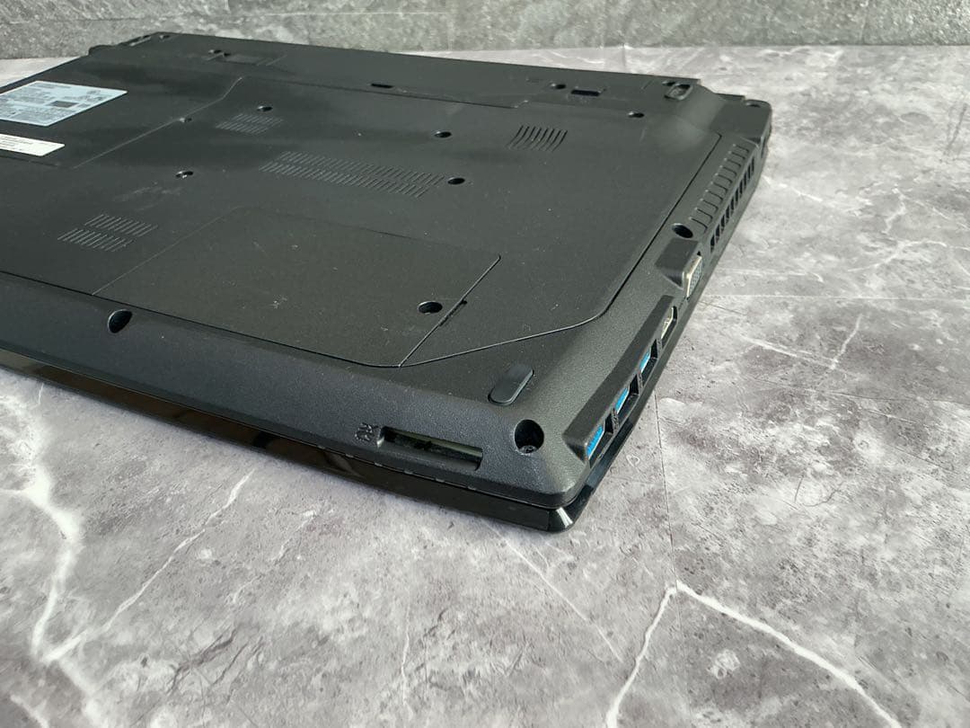 FUJITSU corei7 新品SSD480 新品メモリ16 office