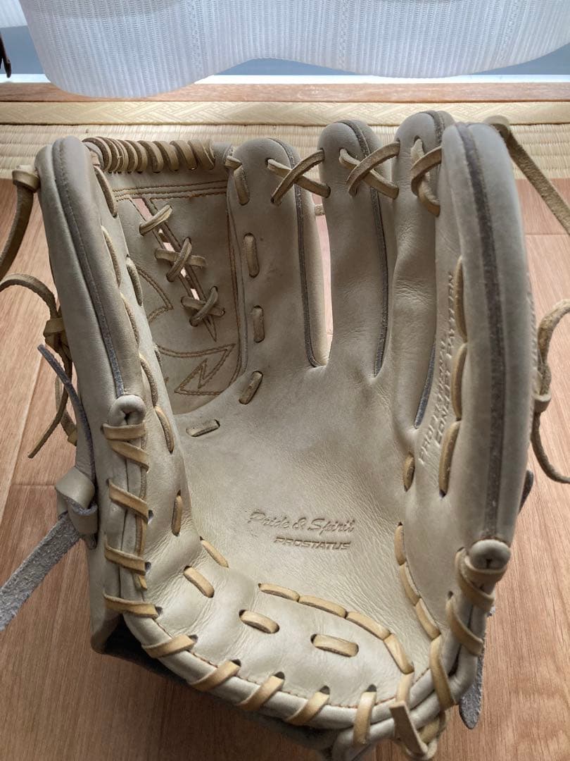 ZETT プロステイタス 軟式 投手用