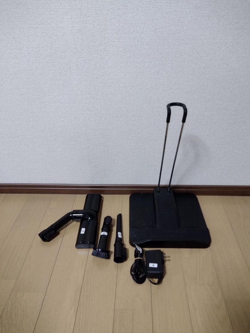 東芝★VC-CLX350★2023年製★バッテリー新品と同等★2