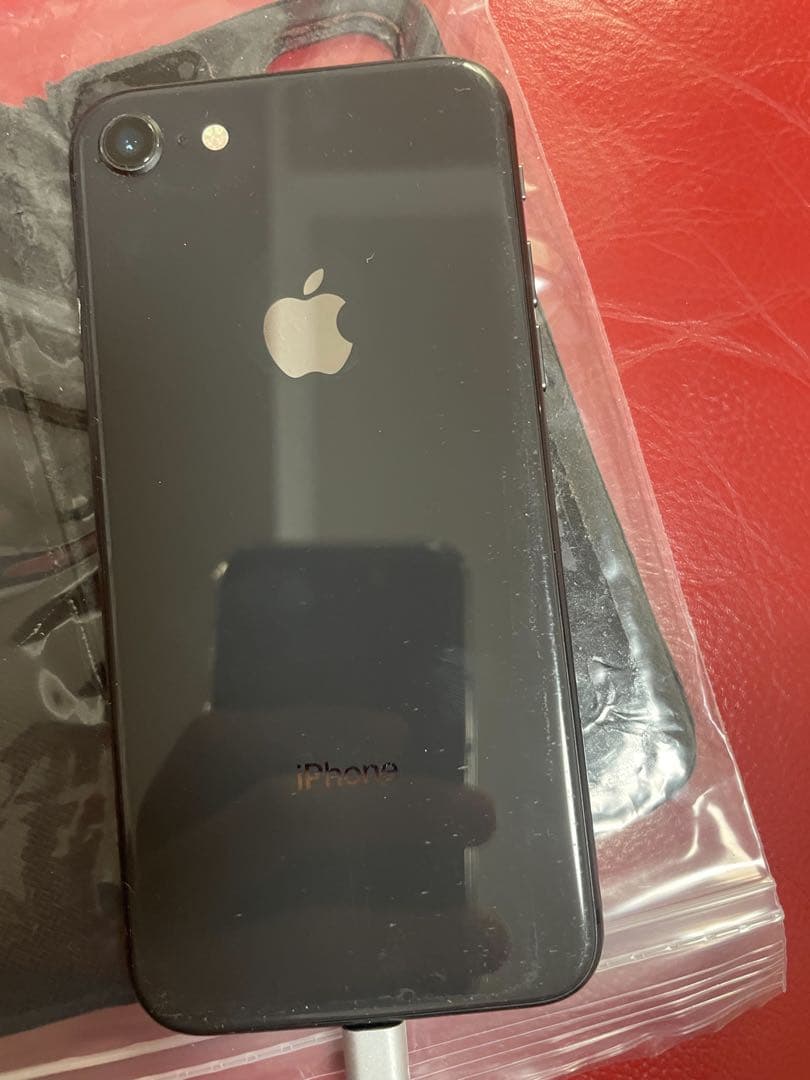 Apple iPhone 8 ブラック SIMフリー