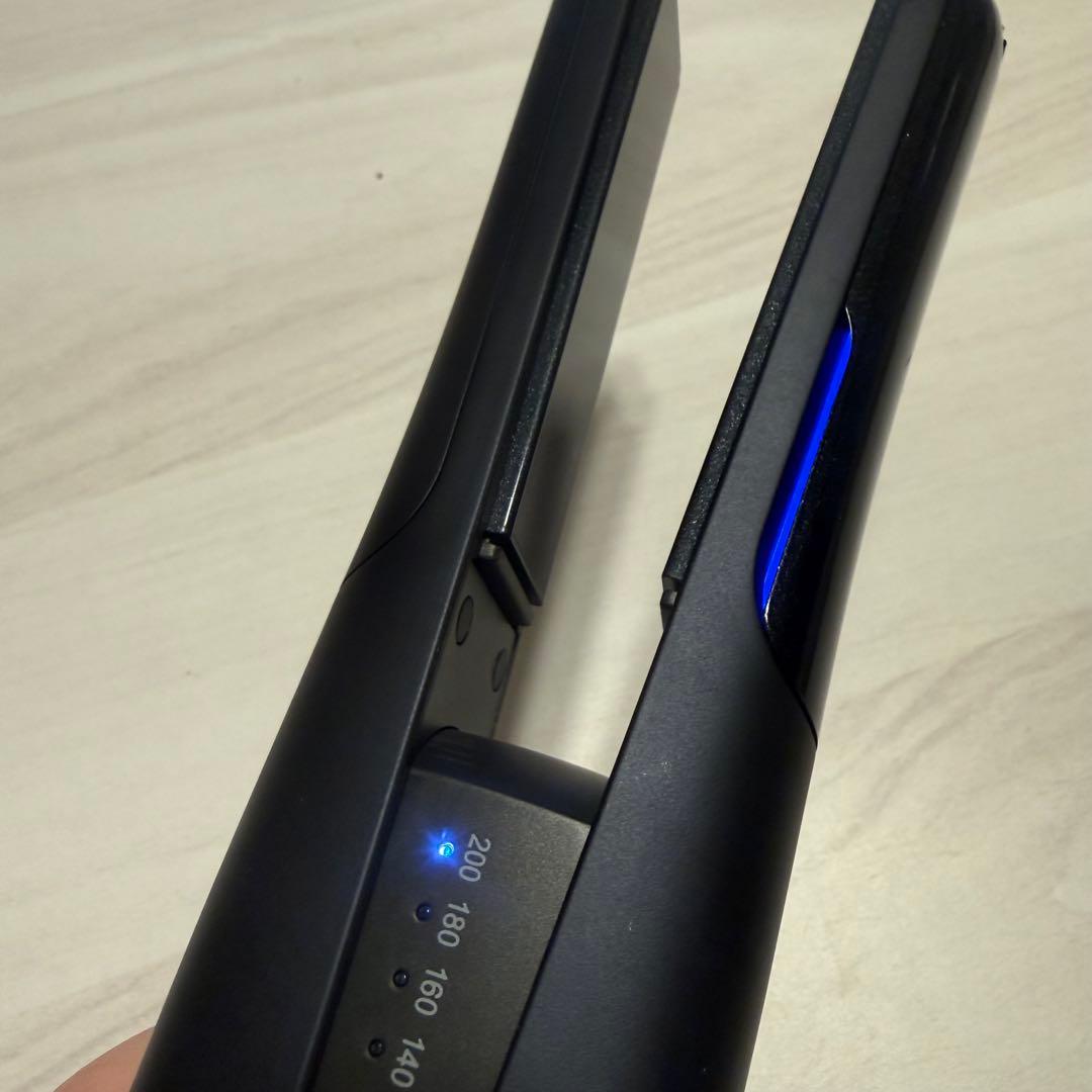 【美品】シャープ プラズマクラスター ストレートヘアアイロン ブラック