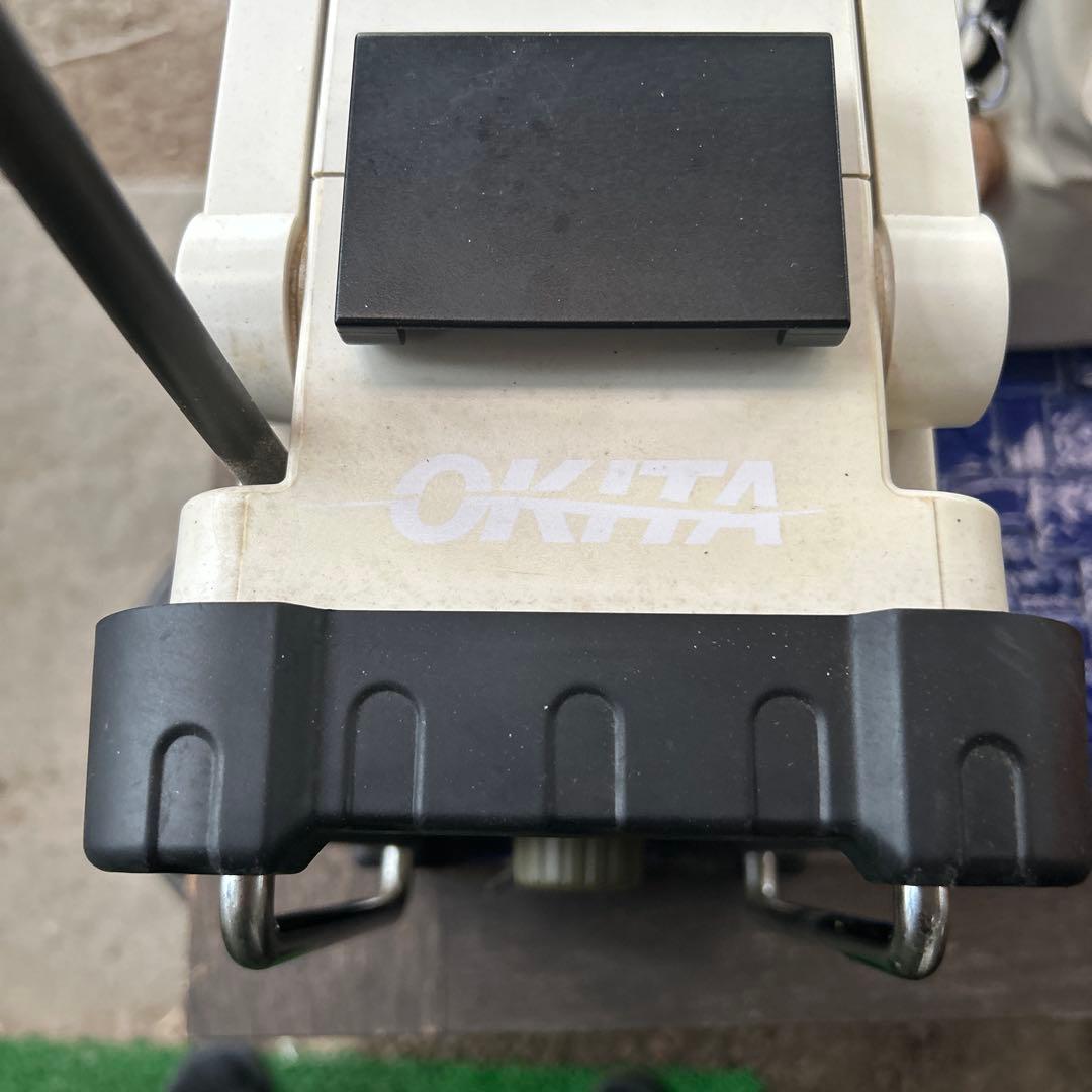 【ほぼ新品 倉庫保管】Makita MR100 ラジオ