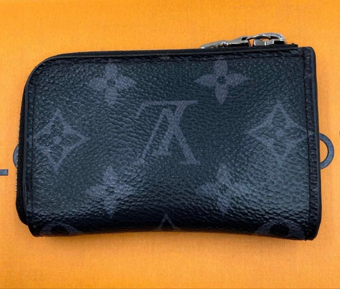 セール中‼️Louis Vuitton ケース24800円→19800円❗️
