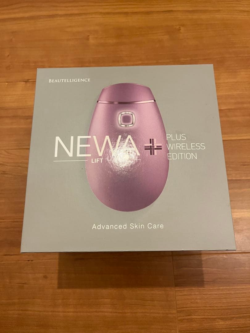 NEWA+ Plus Wireless Edition 美顔器