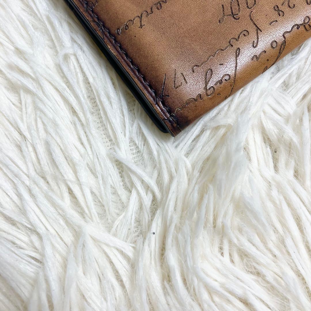 【美品】ベルルッティ 名刺入れ レザー フラップ カリグラフィー インブイア