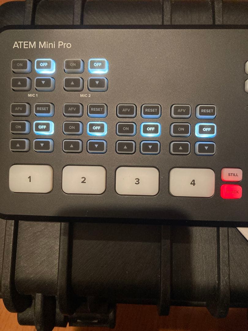 ハードケース付 Black Magic Design Atem Mini Pro