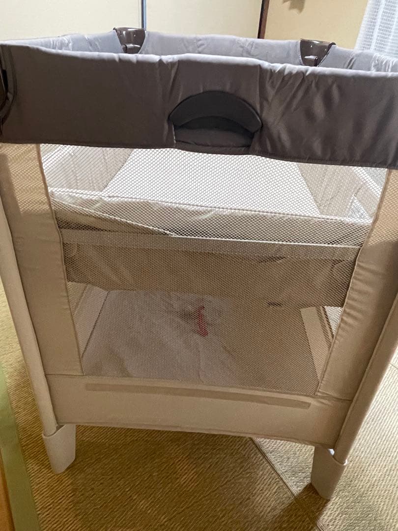 (非喫煙者 ペット無し)Apricaココネルエアー ベビーベッド サークルココア