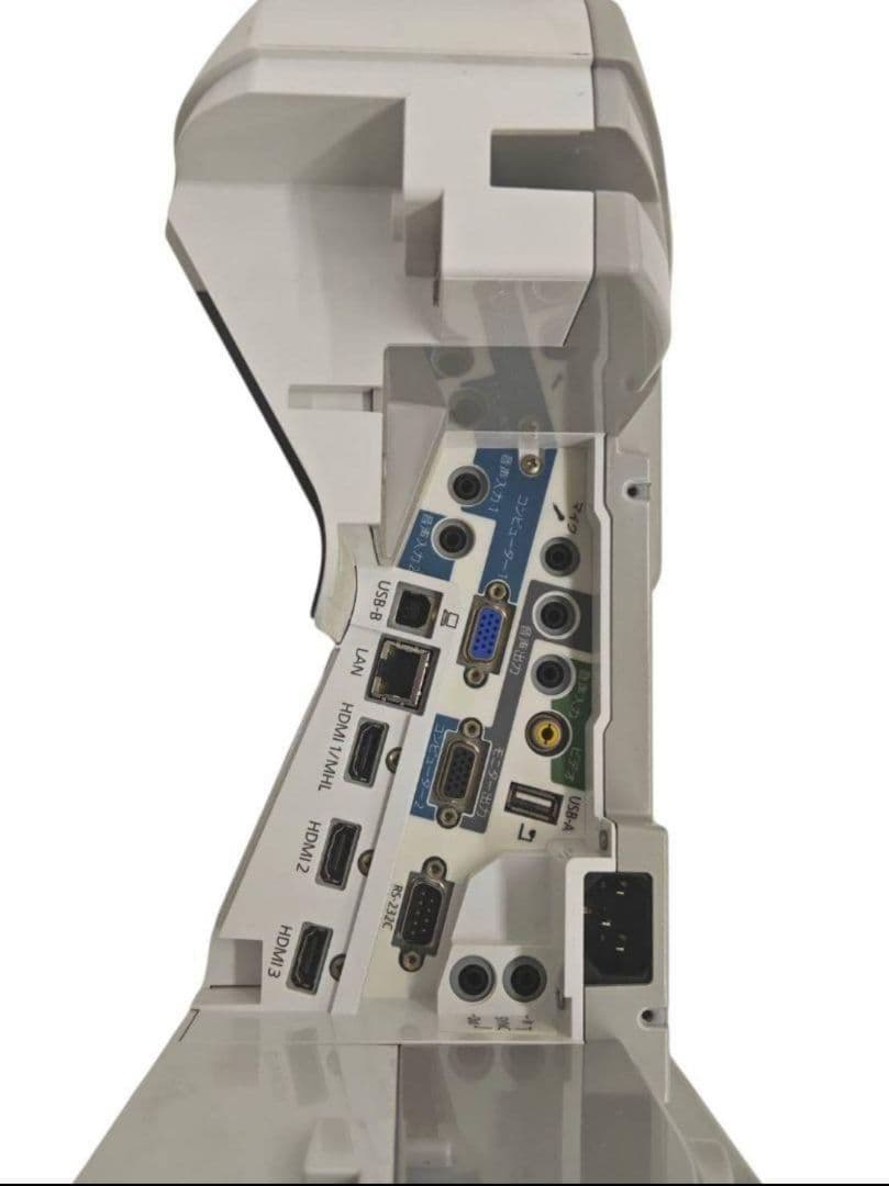 EPSON プロジェクター超短焦点3500lm　EB-685WT　2台セット↓