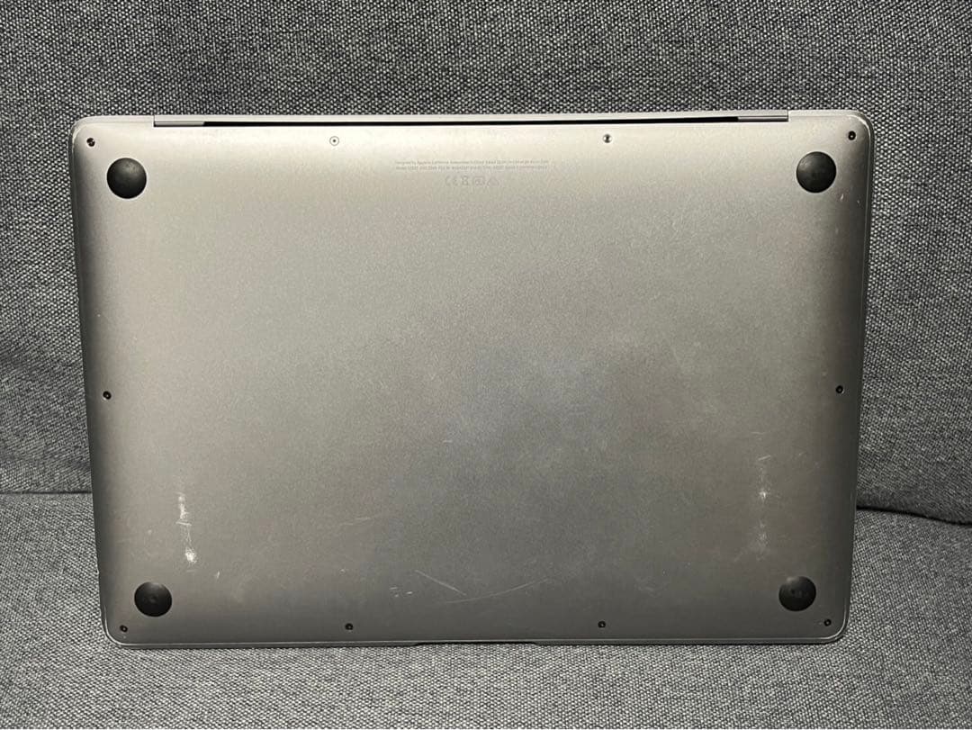 MacBook Air A2337 ジャンク品