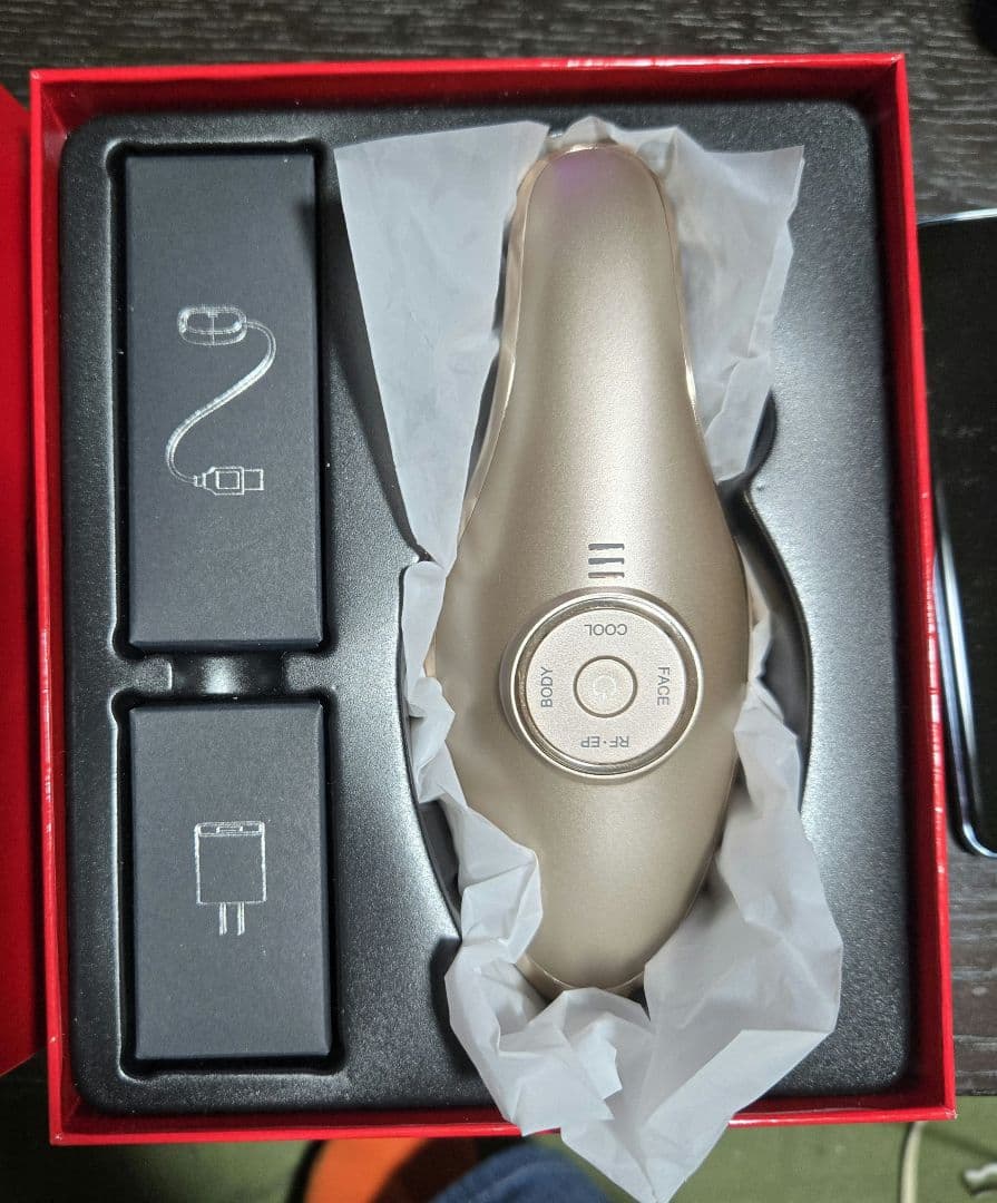 IKKOプロデュース MEラボンエクラ 美顔器 美容器☆3回使用美品