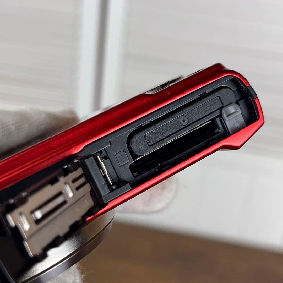 【匿名発送】カシオ　CASIO EXILIM デジタルカメラ　レッド　充電器付属