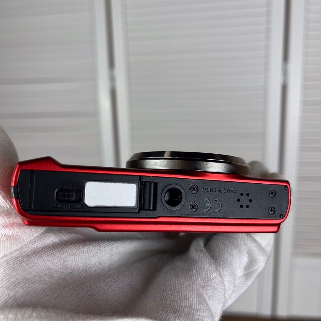 【匿名発送】カシオ　CASIO EXILIM デジタルカメラ　レッド　充電器付属