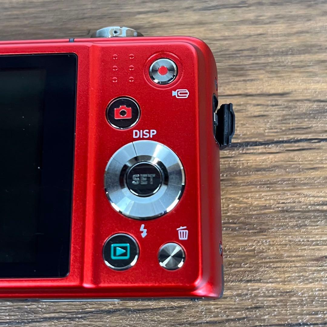 【匿名発送】カシオ　CASIO EXILIM デジタルカメラ　レッド　充電器付属