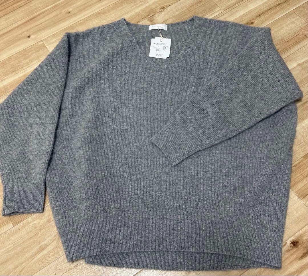 RIVE DROITE(リヴドロワ) ヘアリーウール片畦Vネックニット　グレー