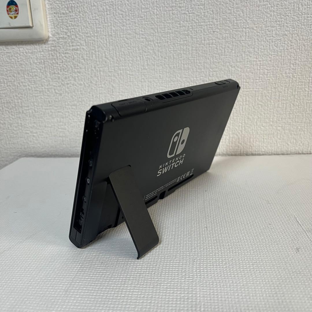 Nintendo Switch 2020年式 完動品 美品 画面傷なし 強化版