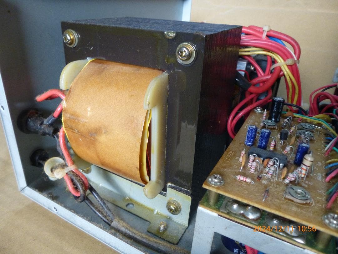 DIAMOND　34A　大型トランス式安定化電源　美品