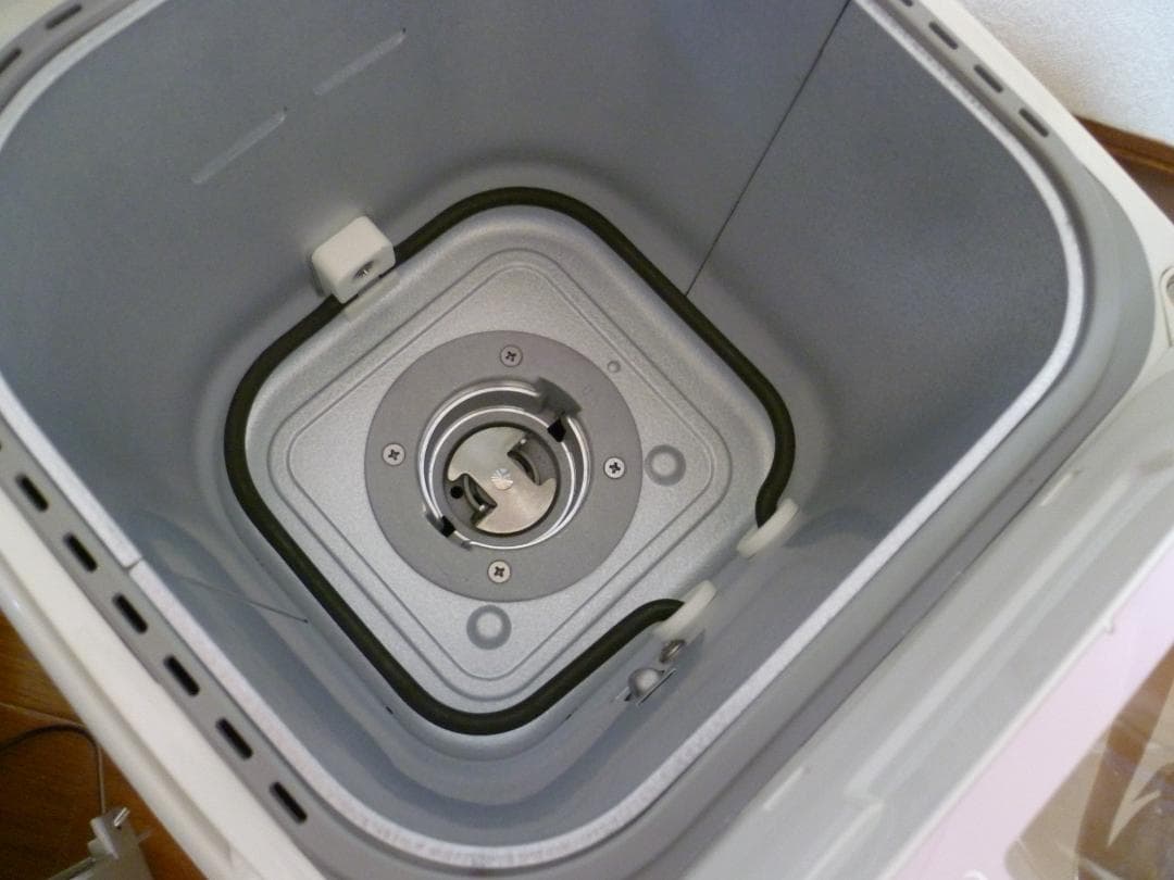 Panasonic パナソニック ホームベーカリー SD-BH105　1斤タイプ