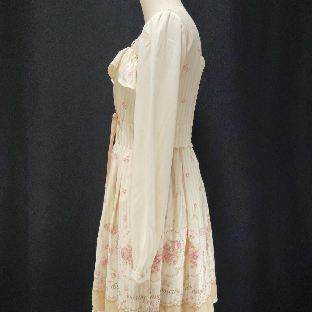 LIZ LISA　リズリサ　花柄ワンピース　フリル　リボン　エッフェル塔　ピンク